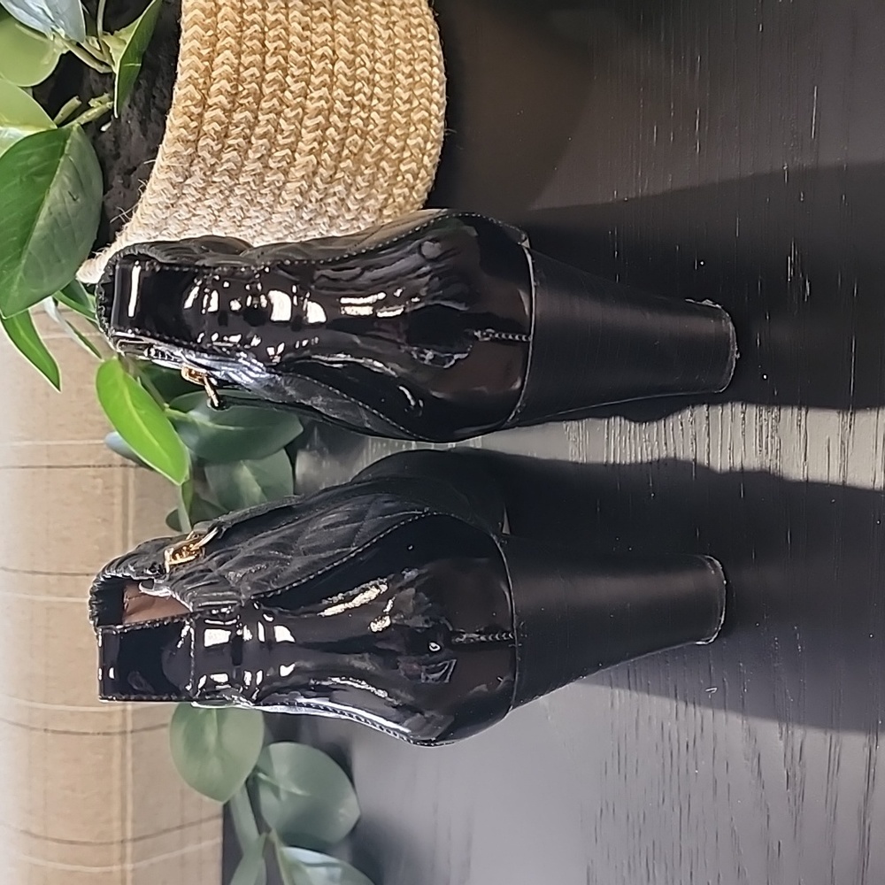 REISS Quilted Black Leather Ankle Boots 37 6.5 Booties Patent Captoe LUXURY - Picture 7 of 17